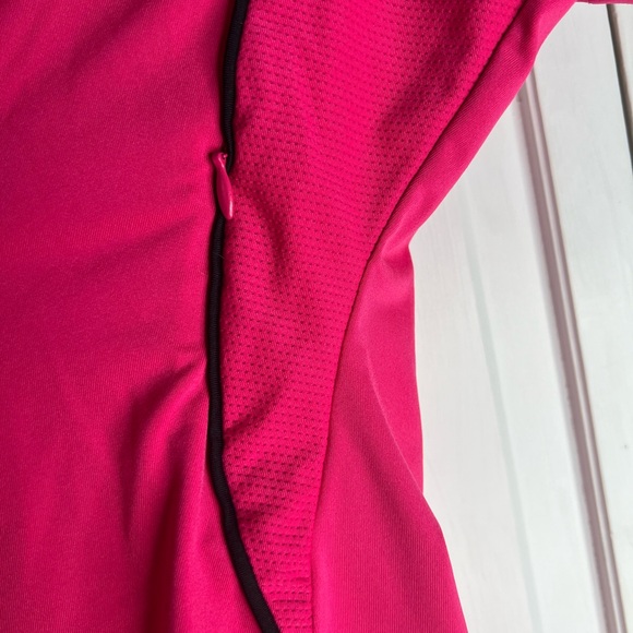 Fila Women's Hot Pink V-Neck Top, XL - Picture 2 of 6